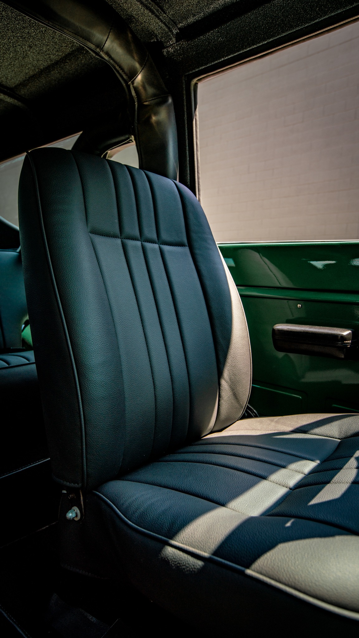 International-Scout-1975-Green-Black-47