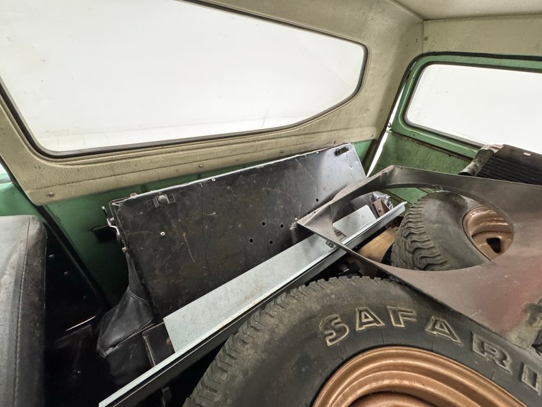 International-Scout-ii-1979-Mint-Green-Black-48