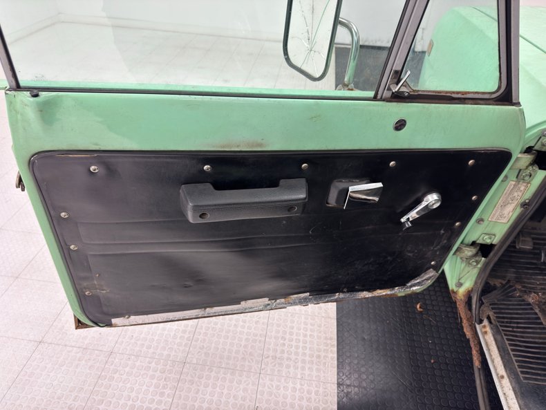 International-Scout-ii-1979-Mint-Green-Black-49