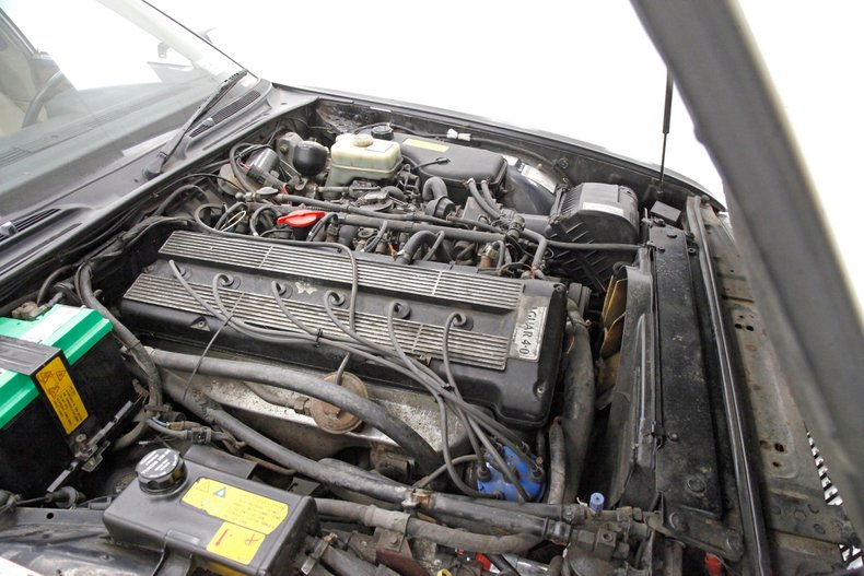 Jaguar-Xj6-1990-Black-Barley-11