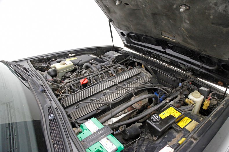 Jaguar-Xj6-1990-Black-Barley-12