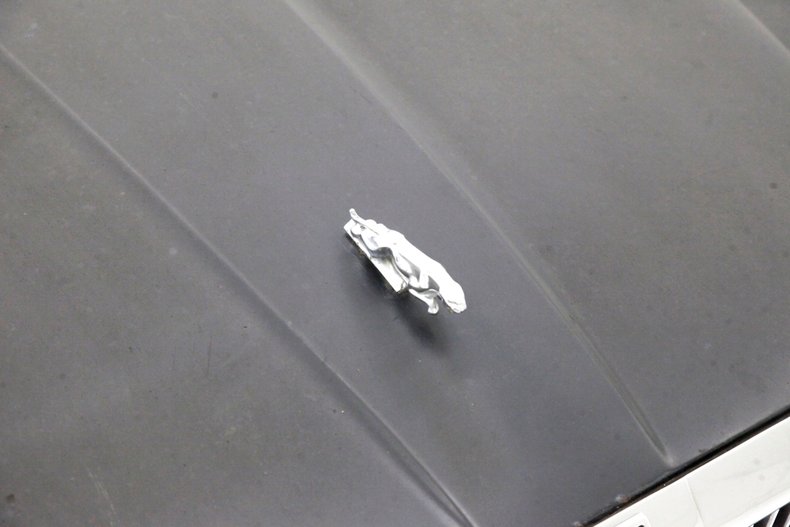 Jaguar-Xj6-1990-Black-Barley-13