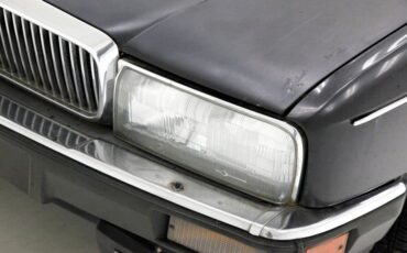 Jaguar-Xj6-1990-Black-Barley-15