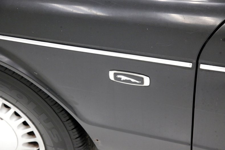 Jaguar-Xj6-1990-Black-Barley-18