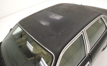 Jaguar-Xj6-1990-Black-Barley-20