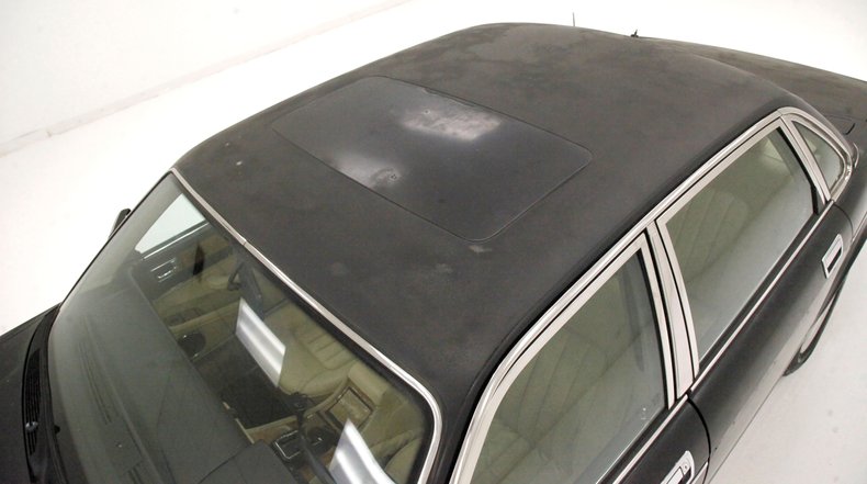 Jaguar-Xj6-1990-Black-Barley-20