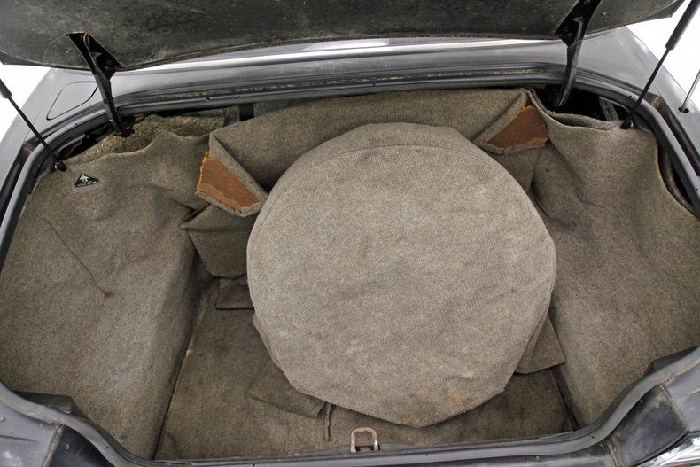 Jaguar-Xj6-1990-Black-Barley-25