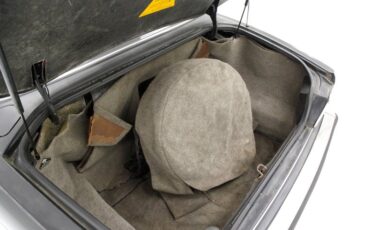 Jaguar-Xj6-1990-Black-Barley-26