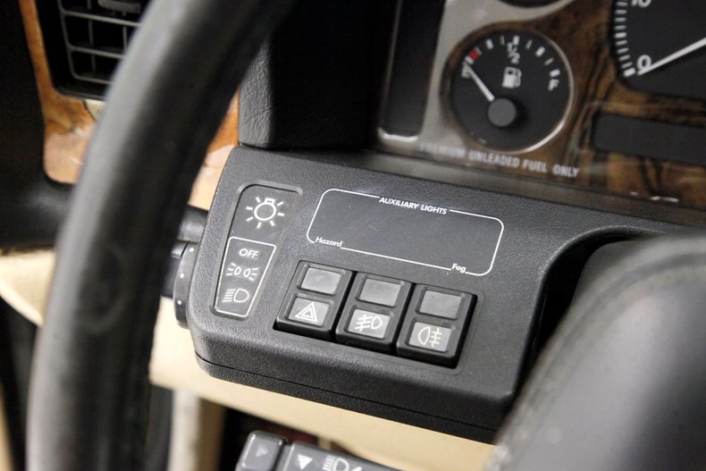 Jaguar-Xj6-1990-Black-Barley-32