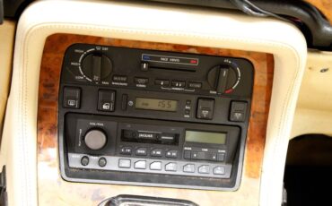 Jaguar-Xj6-1990-Black-Barley-35