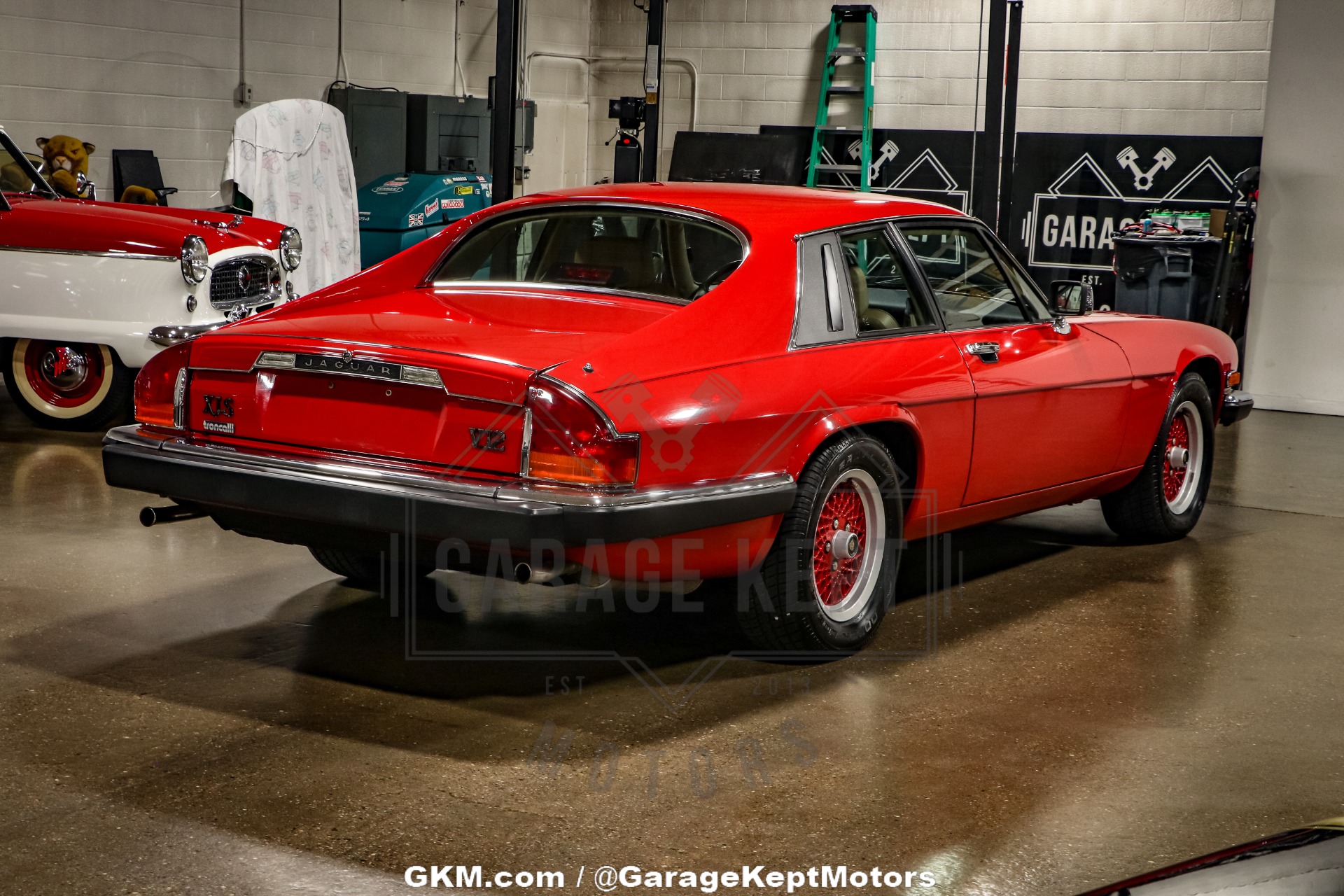 Jaguar-Xjs-1990-Red-BeigeTan-9