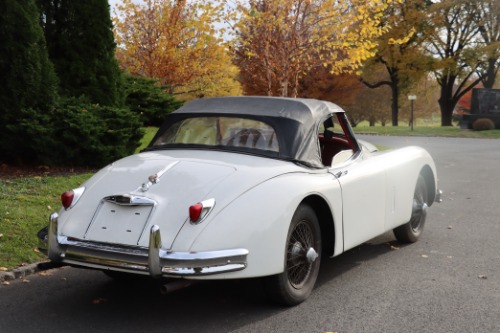 Jaguar-Xk-150-1959-White-Red-4