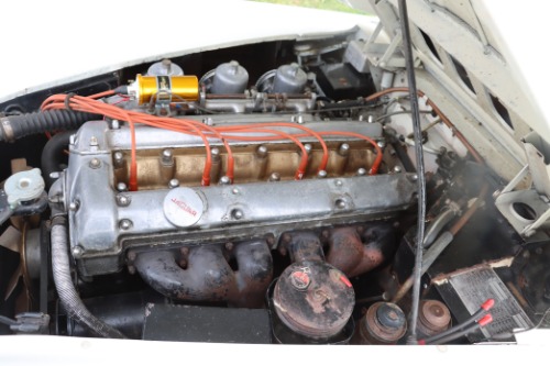 Jaguar-Xk-150-1959-White-Red-7