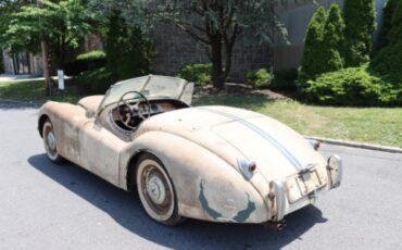 Jaguar-Xk120-1950-Ivory-Red-5