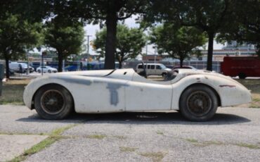 Jaguar-Xk120-1953-White-Black-7