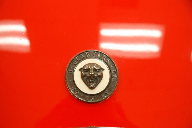 Jaguar-Xk120-1954-Red-Beige-3