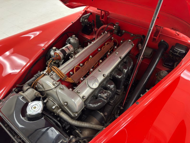 Jaguar-Xk120-1954-Red-Beige-45