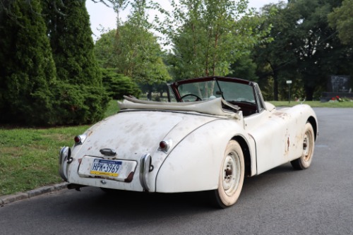 Jaguar-Xk120-1954-White-Red-4