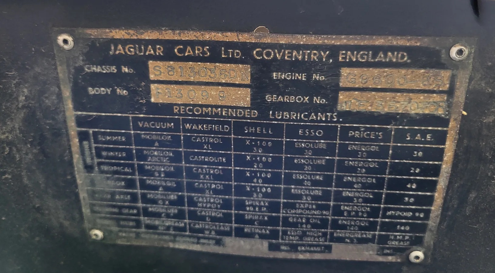 Jaguar-Xk140mc-1957-Green-Black-6