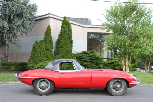 Jaguar-Xke-1964-Red-Black-3