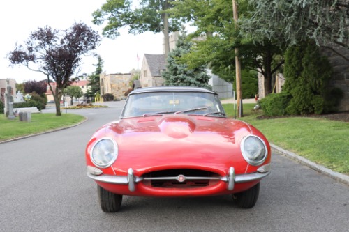 Jaguar-Xke-1964-Red-Black-4
