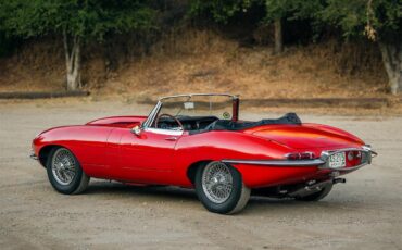 Jaguar-Xke-1964-Red-Red-10