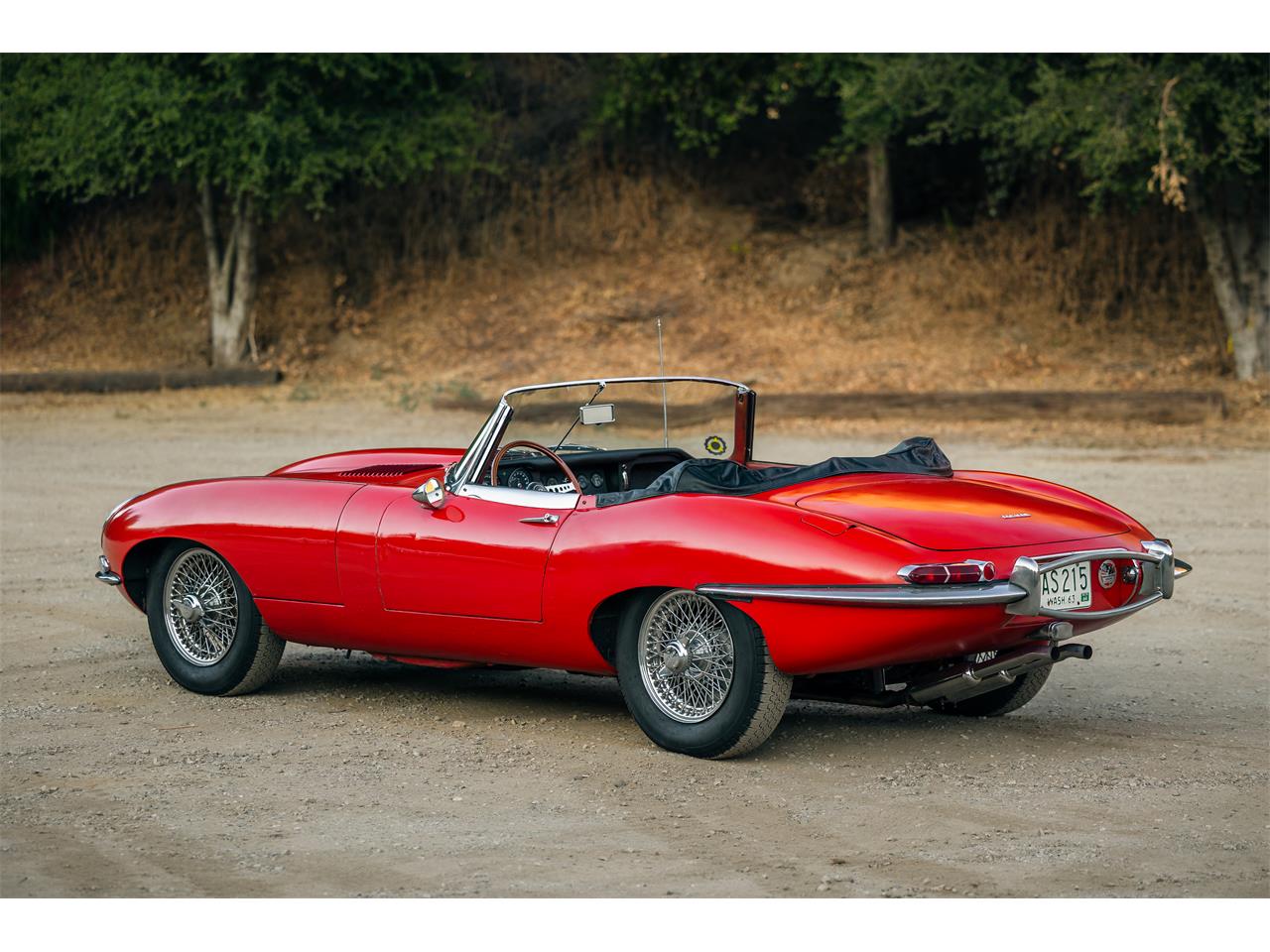 Jaguar-Xke-1964-Red-Red-10