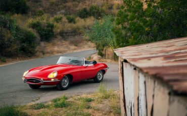 Jaguar-Xke-1964-Red-Red-14