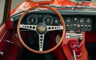 Jaguar-Xke-1964-Red-Red-17