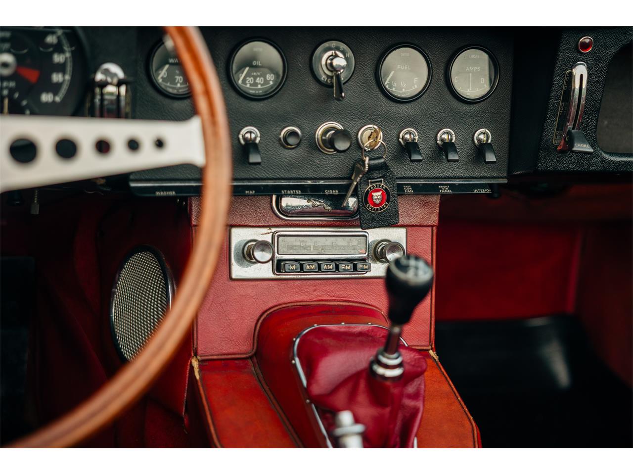 Jaguar-Xke-1964-Red-Red-20