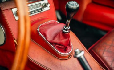 Jaguar-Xke-1964-Red-Red-21