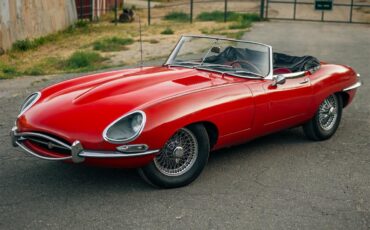 Jaguar-Xke-1964-Red-Red-3