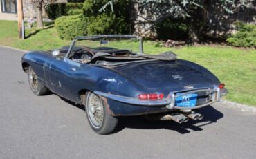 Jaguar-Xke-1967-Blue-Gray-5
