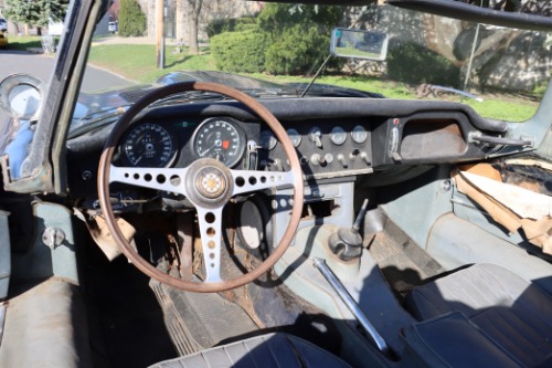 Jaguar-Xke-1967-Blue-Gray-6