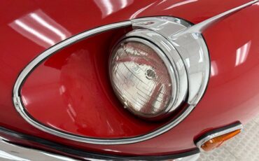 Jaguar-Xke-1969-Carmen-Red-Tan-10