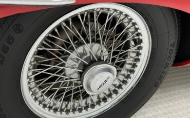 Jaguar-Xke-1969-Carmen-Red-Tan-11