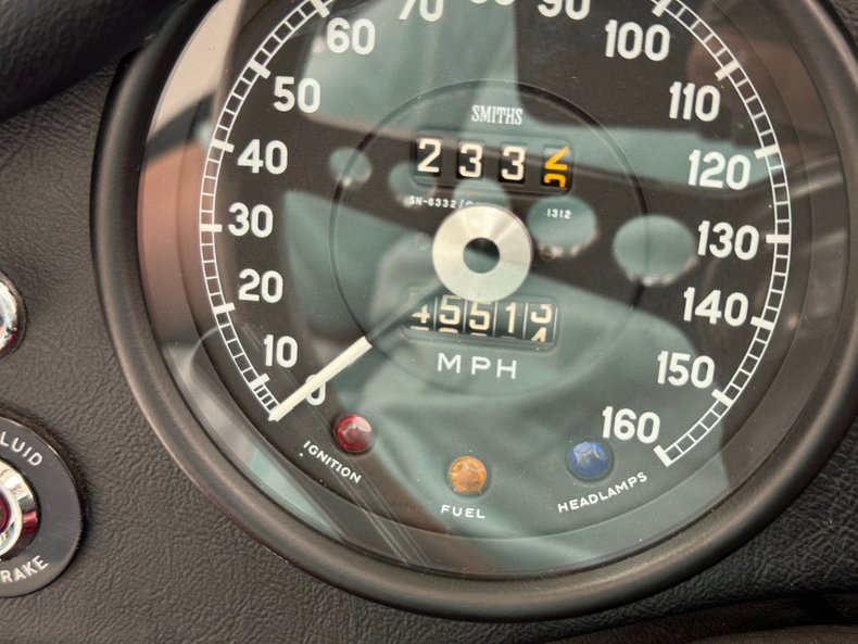 Jaguar-Xke-1969-Indigo-Blue-Red-15