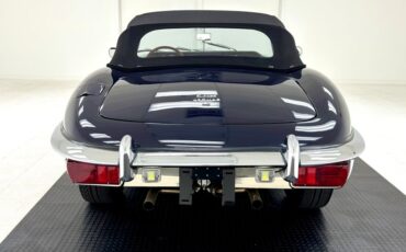 Jaguar-Xke-1969-Indigo-Blue-Red-21