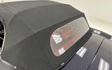 Jaguar-Xke-1969-Indigo-Blue-Red-33