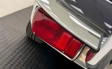 Jaguar-Xke-1969-Indigo-Blue-Red-35