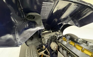 Jaguar-Xke-1969-Indigo-Blue-Red-36