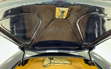 Jaguar-Xke-1969-Indigo-Blue-Red-41