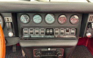 Jaguar-Xke-1969-Indigo-Blue-Red-8