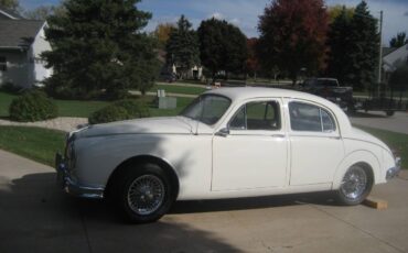 Jaguar-mk1-1959-white-12