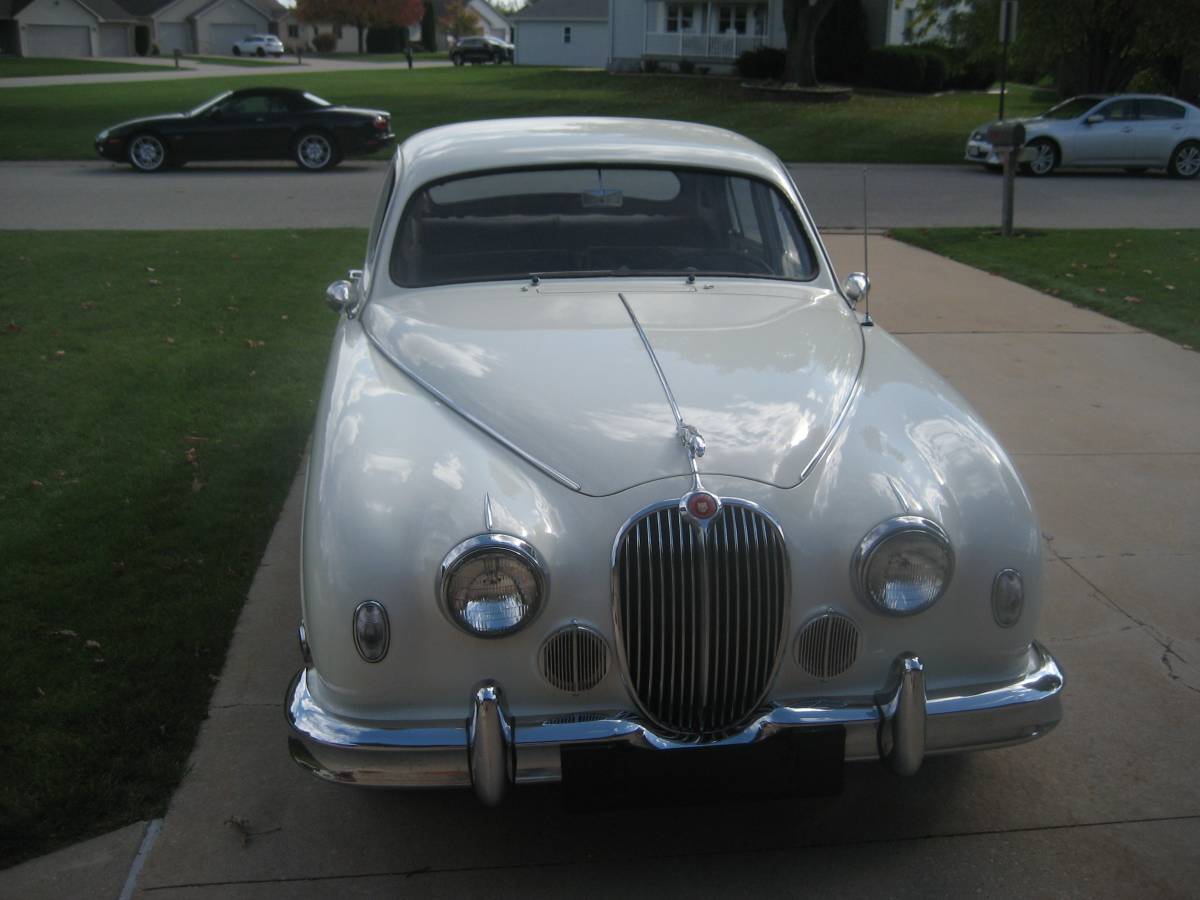 Jaguar-mk1-1959-white-3