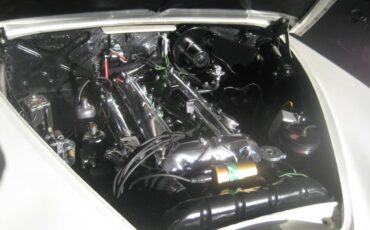 Jaguar-mk1-1959-white-8