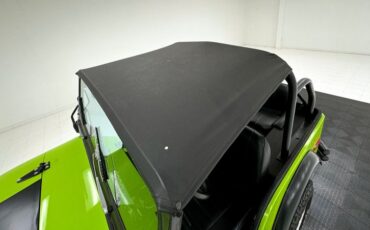 Jeep-Cj5-1973-Neon-Green-Black-16