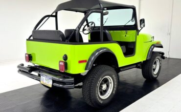 Jeep-Cj5-1973-Neon-Green-Black-2
