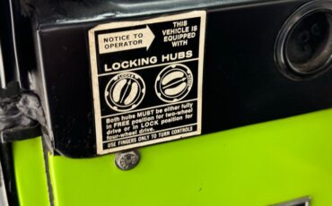 Jeep-Cj5-1973-Neon-Green-Black-26