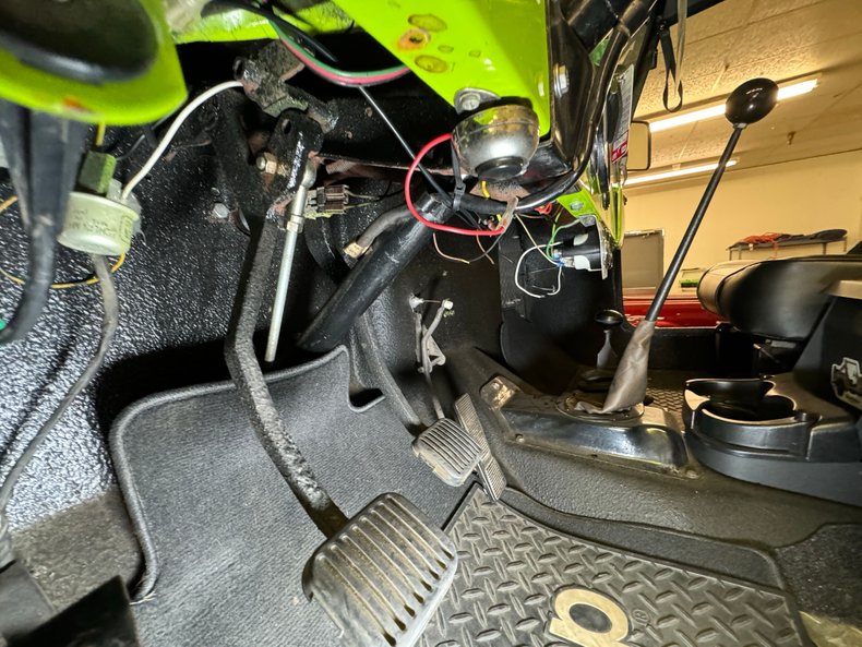 Jeep-Cj5-1973-Neon-Green-Black-31